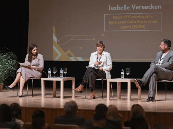 O nama - zaštita ličnih podataka - regionalno povezivanje pravnika na kongresu ICOOLAW